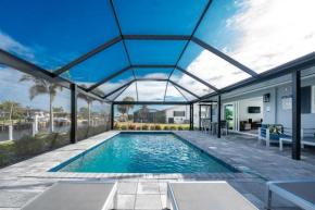 Villa Capri-Luxury Waterfront Punta Gorda, FL